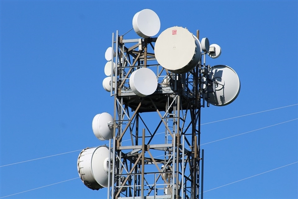 工信部表示將協(xié)調(diào)解決5G基站與其他無(wú)線電臺(tái)（站）干擾問(wèn)題