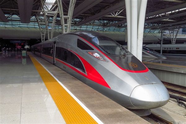 12306：鐵路試點(diǎn)刷碼乘車，車票將無紙化！